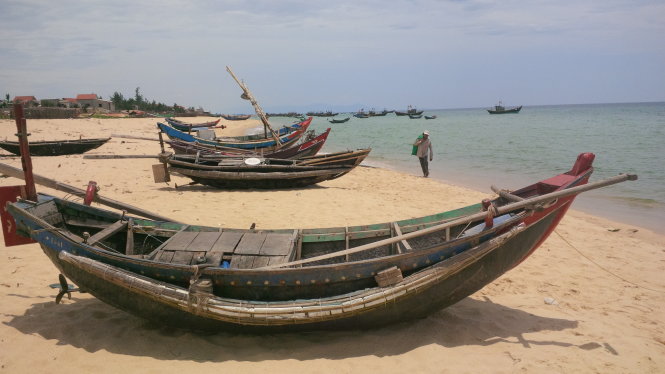 [-]Quảng[-]Bình[-]ước[-]tính[-]thiệt[-]hại[-]4.000[-]tỉ[-]đồng[-]sau[-]vụ[-]cá[-]chết
