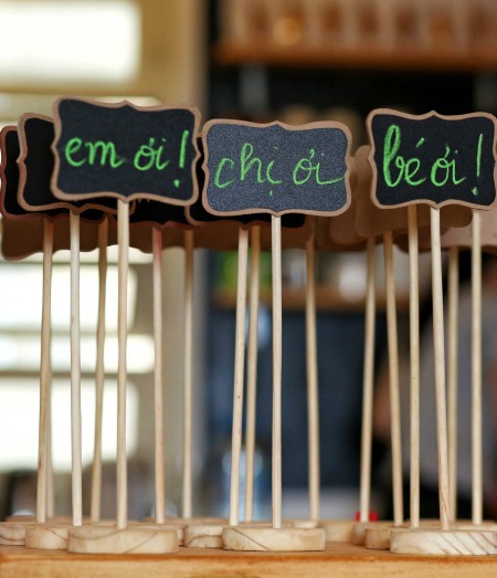 Ngắm[-]cảnh[-]Sài[-]Gòn[-]từ[-]trên[-]cao[-]ở[-]quán[-]cà[-]phê[-]chung[-]cư[-]