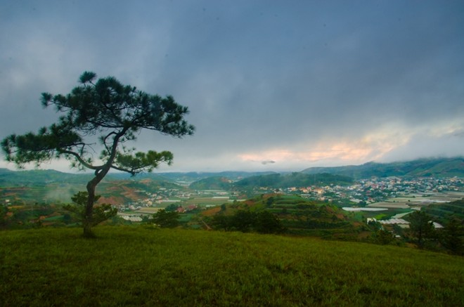 [-]Ấn[-]tượng[-]với[-]những[-]hình[-]ảnh[-]tuyệt[-]đẹp[-]về[-]bình[-]minh[-]trên[-]khắp[-]Việt[-]Nam