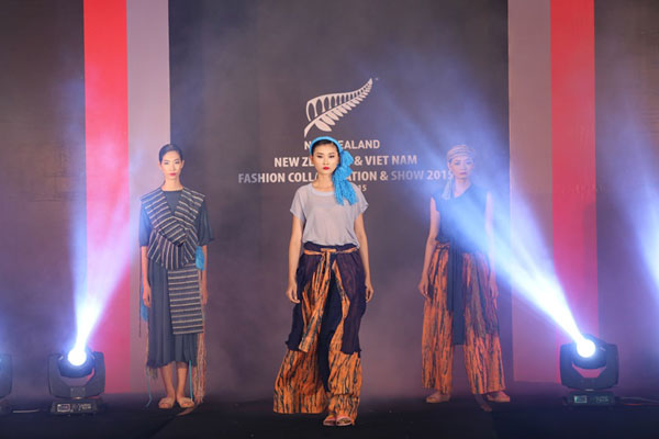 New[-]Zealand[-]–[-]Việt[-]Nam[-]kết[-]nối[-]văn[-]hóa[-]qua[-]thời[-]trang