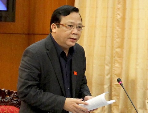 Góp[-]ý[-]về[-]dự[-]án[-]Luật[-]Tiếp[-]cận[-]thông[-]tin:[-]Thông[-]tin[-]sức[-]khoẻ[-]sao[-]phải[-]mật?