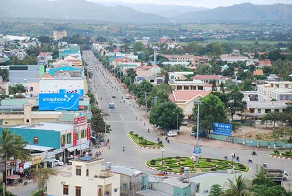 Một[-]góc[-]trung[-]tâm[-]thành[-]phố[-]Kom[-]Tum[-]-[-]Ảnh[-]minh[-]họa:[-]TL