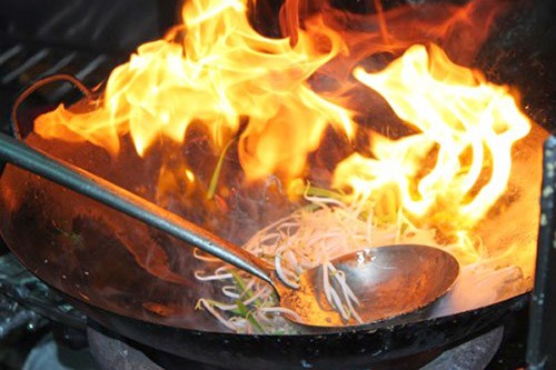 [-]Vì[-]sao[-]cửa[-]hàng[-]sang[-]ghét[-]khách[-]ăn[-]mặc[-]nhếch[-]nhác?