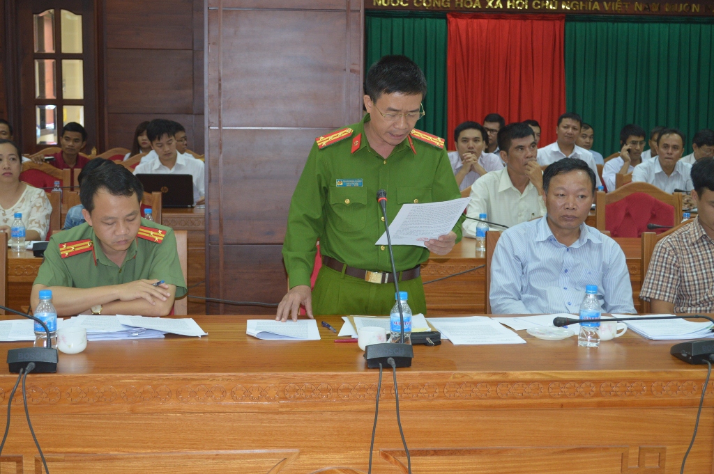 [-]VTV[-]dàn[-]dựng[-]cảnh[-]phá[-]rừng[-]để[-]làm[-]phóng[-]sự?