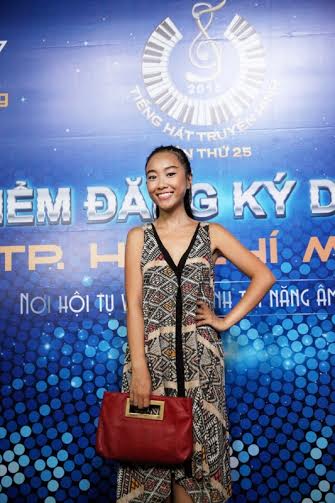 [-]Đoan[-]Trang[-]và[-]Đàm[-]Vĩnh[-]Hưng[-]xuất[-]hiện[-]tại[-]vòng[-]sơ[-]tuyển[-]tiếng[-]hát[-]truyền[-]hình