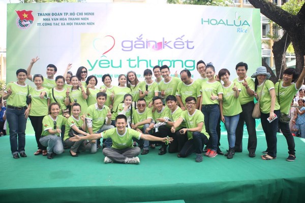 “Gắn[-]kết[-]yêu[-]thương”[-]đến[-]bệnh[-]viện[-]Bình[-]Dân