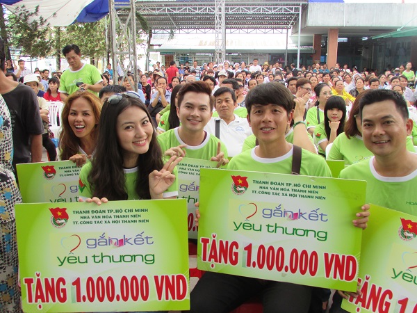 “Gắn[-]kết[-]yêu[-]thương”[-]đến[-]bệnh[-]viện[-]Bình[-]Dân