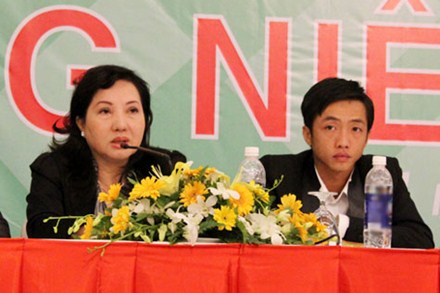 Mẹ[-]Cường[-]đôla[-]bức[-]xúc[-]vì[-]dự[-]án[-]bị[-]ách[-]tắc