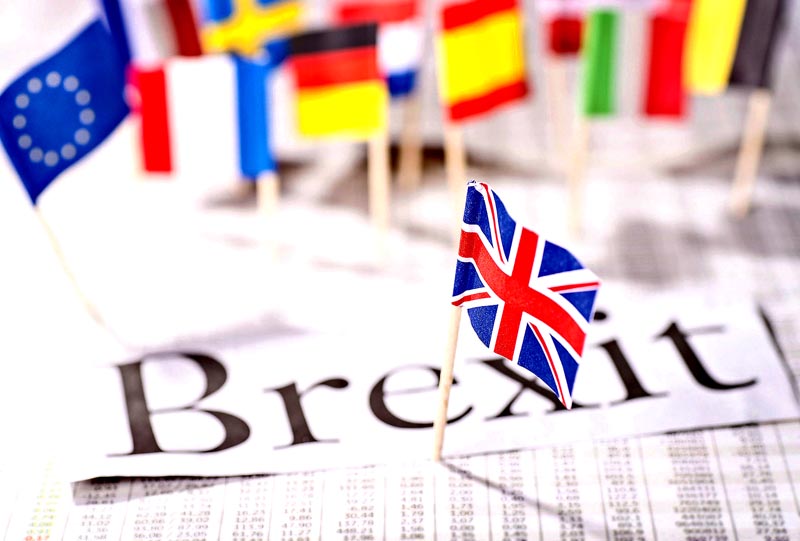 Buổi[-]diễn[-]thuyết[-]và[-]thảo[-]luận[-]“Brexit,[-]Hội[-]nhập[-]khu[-]vực[-]và[-]ASEAN”