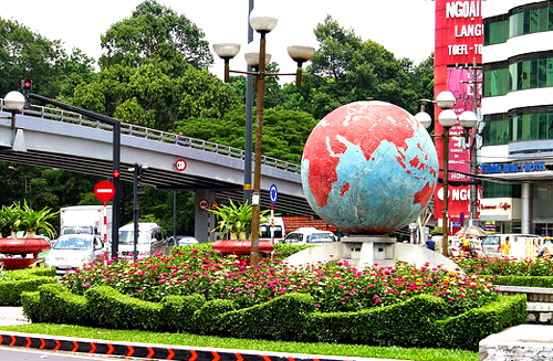 [-]Những[-]điều[-]ít[-]biết[-]về[-]vòng[-]xoay[-]Lăng[-]Cha[-]Cả[-]ở[-]Sài[-]Gòn