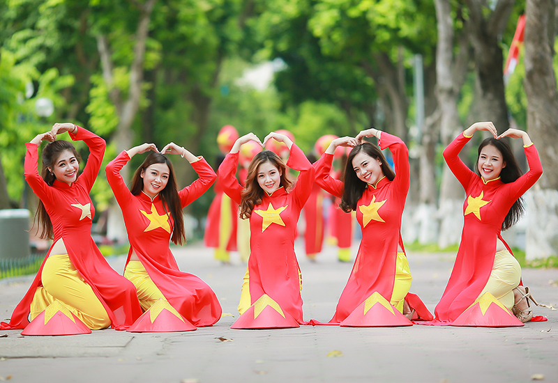 Ngày[-]4[-]tháng[-]9:[-]Phía[-]Bắc[-]mưa[-]giảm[-]dần,[-]phía[-]Nam[-]tăng[-]mưa[-]trở[-]lại[-]
