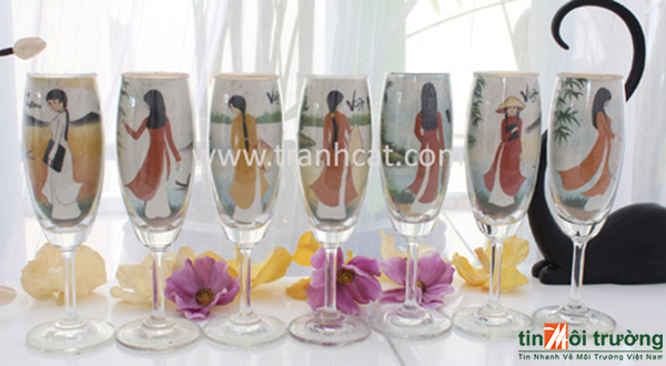 Tranh[-]cát[-]Vạn[-]Thiên[-]Sa:[-]Món[-]quà[-]độc[-]đáo[-]cho[-]ngày[-]Phụ[-]Nữ[-]Việt[-]Nam