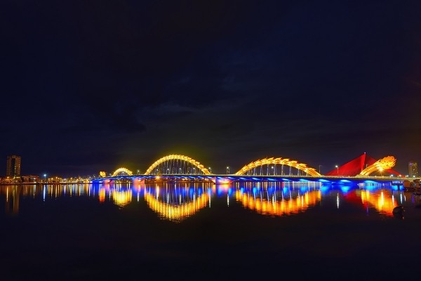 Cầu[-]Rồng[-]lọt[-]top[-]20[-]cây[-]cầu[-]đẹp[-]ấn[-]tượng[-]trên[-]thế[-]giới