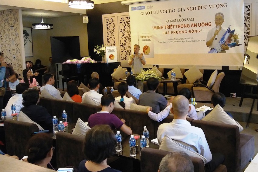 [-]Minh[-]triết[-]trong[-]ăn[-]uống[-]của[-]phương[-]Đông