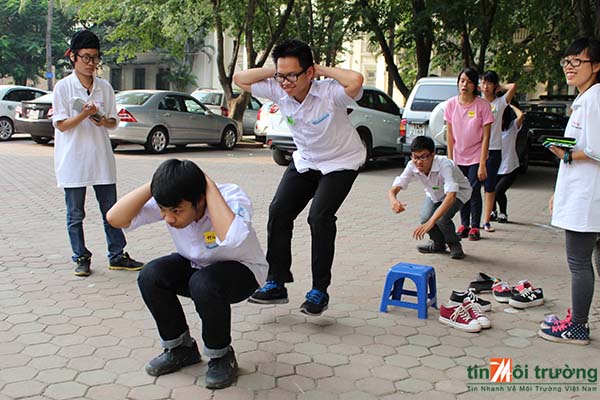 Học[-]hết[-]sức,[-]chơi[-]hết[-]mình[-]cùng[-]"Thợ[-]xanh[-]thành[-]phố"