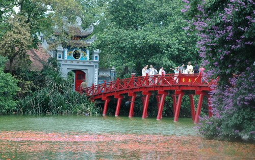 Phát[-]huy[-]giá[-]trị[-]không[-]gian[-]hồ[-]Hoàn[-]Kiếm