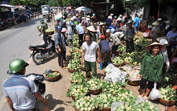 Chợ[-]na[-]lớn[-]nhất[-]miền[-]Bắc...[-]dài[-]hơn[-]1[-]km