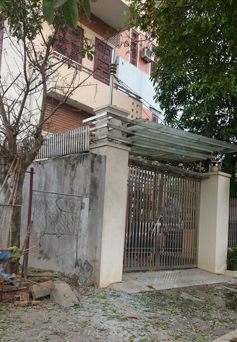 [-]Nhà[-]riêng[-]giám[-]đốc[-]Công[-]ty[-]Than[-]Hạ[-]Long[-]bị[-]đánh[-]mìn