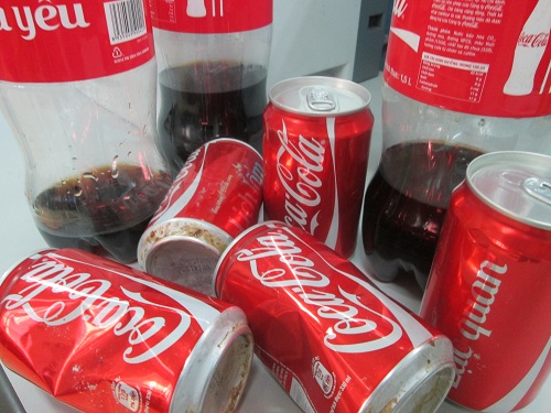 Cục[-]An[-]toàn[-]thực[-]phẩm[-]yêu[-]cầu[-]thanh[-]tra[-]sản[-]phẩm[-]Coca[-]Cola