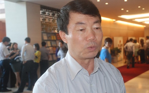 Nghiên[-]cứu[-]luật[-]hóa[-]hành[-]vi[-]“hối[-]lộ[-]tình[-]dục”