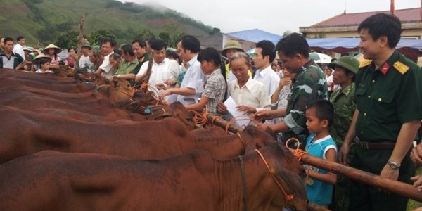 Yêu[-]cầu[-]hủy[-]bỏ[-]nội[-]dung[-]các[-]văn[-]bản[-]vận[-]động[-]sử[-]dụng[-]bia,[-]xi[-]măng,[-]Viettel