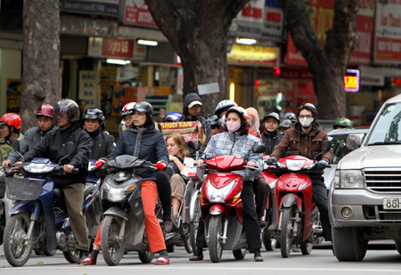 Những[-]ngày[-]cuối[-]tuần[-]Bắc[-]Bộ[-]lạnh[-]về[-]đêm[-]và[-]sáng,[-]Nam[-]Bộ[-]tiếp[-]tục[-]có[-]mưa