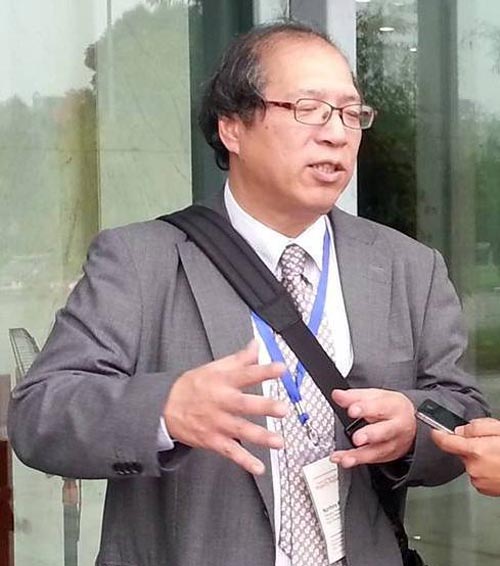 Chặt[-]cây[-]để[-]làm[-]đường:[-]Hà[-]Nội[-]đang[-]sai[-]lầm?