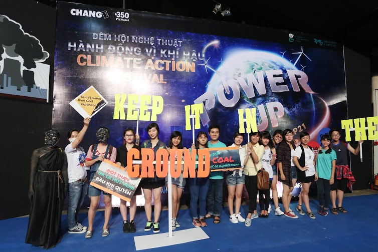 Giới[-]trẻ[-]Việt[-]Nam[-]gửi[-]thông[-]điệp[-]tới[-]COP21[-]qua[-]Đêm[-]hội[-]nghệ[-]thuật[-]Hành[-]động[-]vì[-]khí[-]hậu