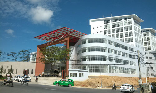 [-]Lâm[-]Đồng:[-]Trung[-]tâm[-]hành[-]chính[-]hơn[-]1.000[-]tỉ[-]đồng[-]5[-]lần[-]chậm[-]tiến[-]độ