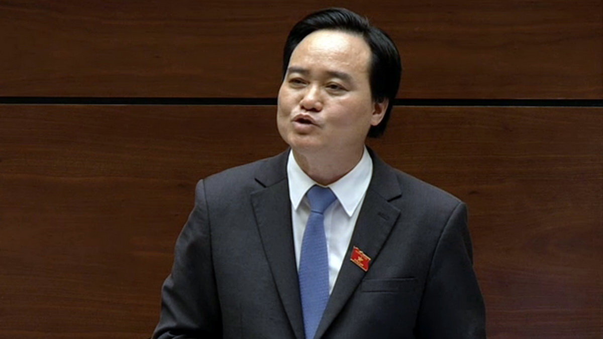Bộ[-]trưởng[-]Nhạ[-]xin[-]được[-]được[-]thông[-]cảm[-]khi[-]dùng[-]từ[-]"vui[-]vẻ"