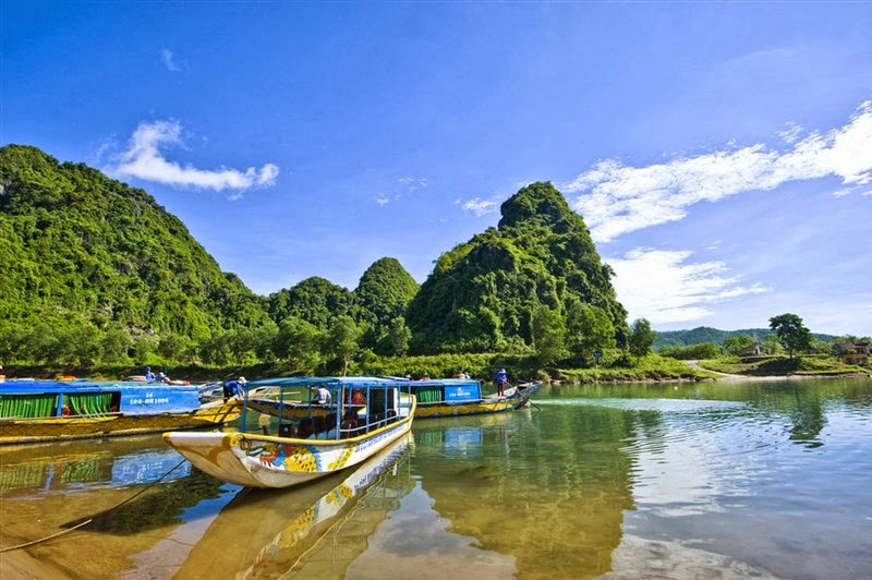 [-]Triển[-]lãm[-]ảnh[-]về[-]di[-]sản[-]-[-]“Những[-]dòng[-]sông[-]Việt[-]Nam”