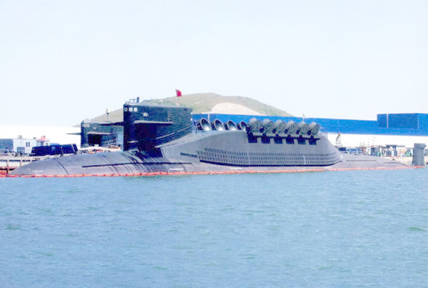 Trung[-]Quốc[-]ồ[-]ạt[-]xây[-]căn[-]cứ[-]tàu[-]ngầm[-]ở[-]đảo[-]Hải[-]Nam