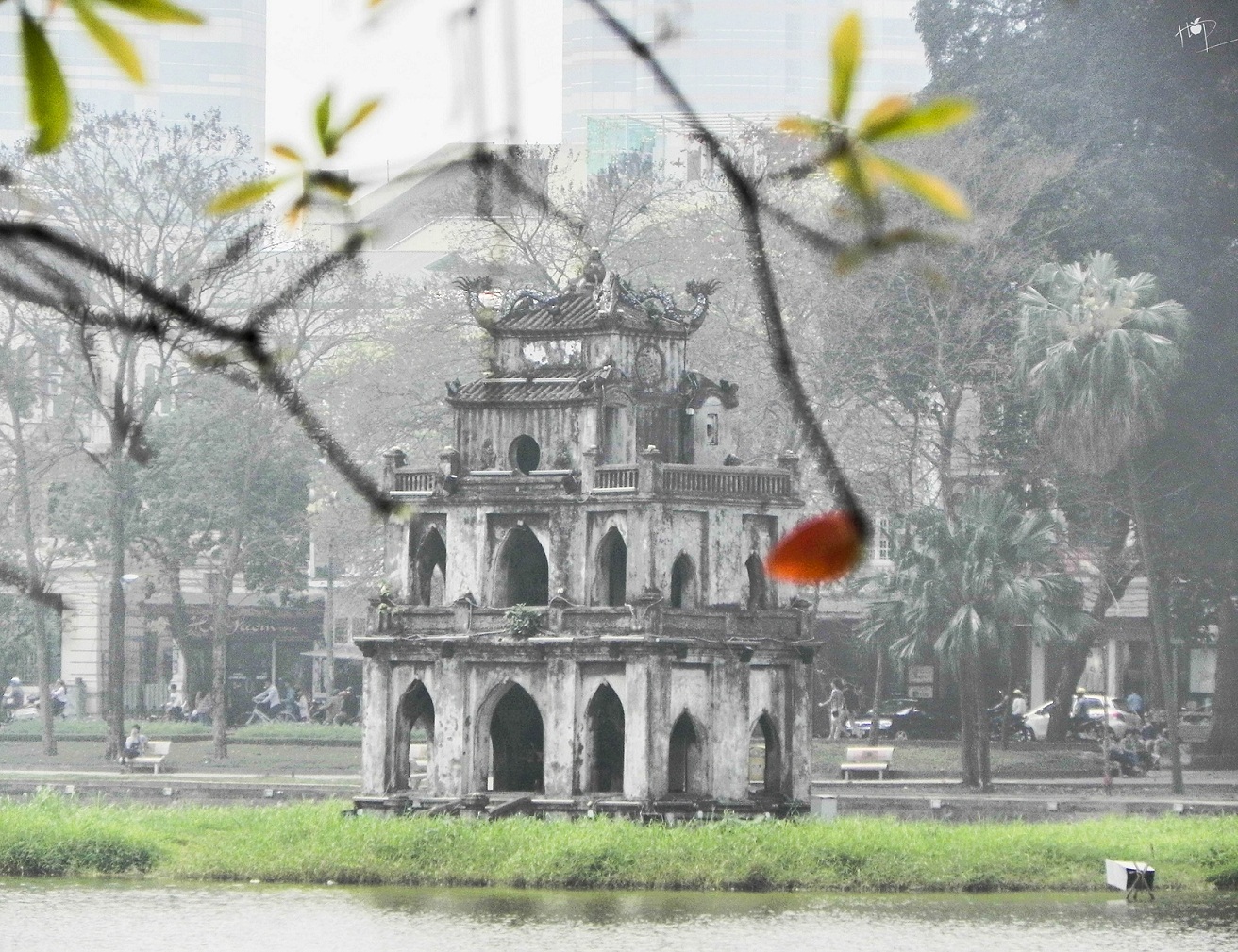 Thời[-]tiết[-]ngày[-]11/11:[-]Bắc[-]bộ[-]đón[-]không[-]khí[-]lạnh[-]mạnh[-]tăng[-]cường,[-]Trung[-]bộ[-]có[-]mưa[-]to[-]và[-]dông[-]