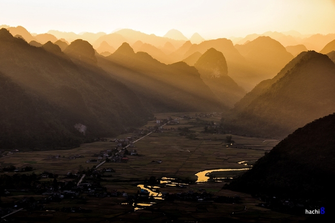 [-]Bình[-]minh[-]rực[-]trên[-]thung[-]lũng[-]Bắc[-]Sơn