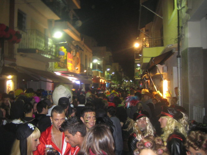 Những[-]thời[-]điểm[-]tuyệt[-]vời[-]để[-]vác[-]balô[-]và[-]"lên[-]đường"