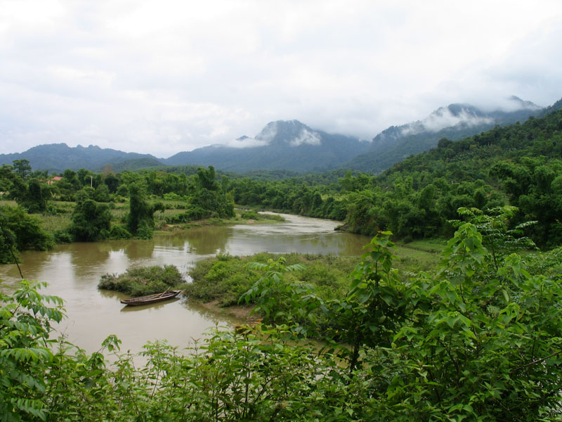 Bắc[-]Kạn:[-]Tăng[-]cường[-]các[-]hoạt[-]động[-]bảo[-]vệ[-]lưu[-]vực[-]đầu[-]nguồn[-]sông[-]Cầu[-]trước[-]nguy[-]cơ[-]"bức[-]tử"