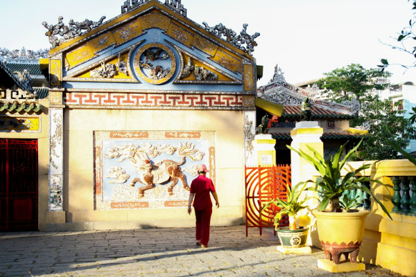 Bộ[-]ảnh[-]đẹp[-]của[-]kiến[-]trúc[-]lăng[-]cổ[-]nhất[-]Sài[-]Gòn