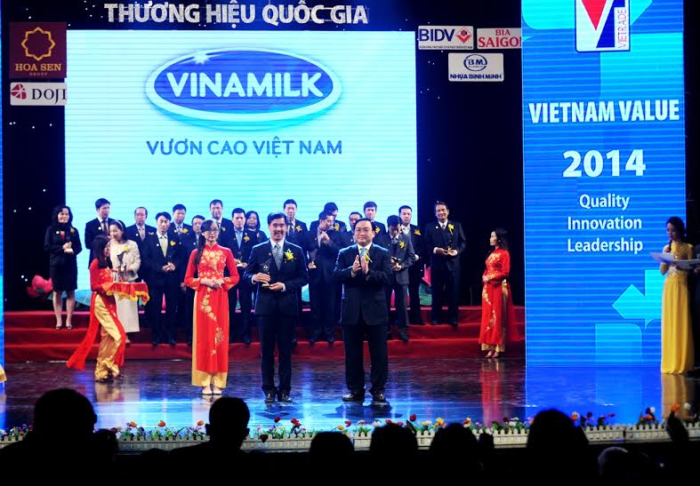 Vinamilk[-]có[-]điểm[-]Quản[-]trị[-]công[-]ty[-]tốt[-]nhất[-]Việt[-]Nam