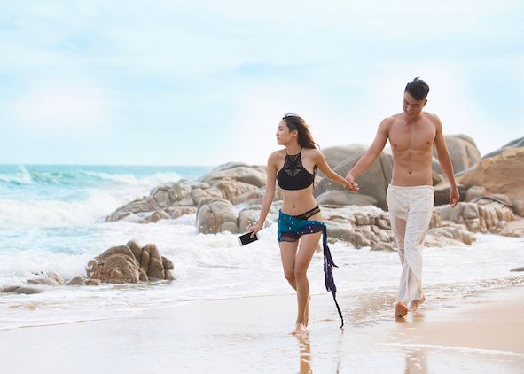 Độc[-]đáo[-]bộ[-]ảnh[-]lifestyle[-]"Tận[-]hưởng[-]mùa[-]du[-]lịch[-]cuối[-]năm[-]với[-]HTC[-]Desire[-]10[-]Pro"