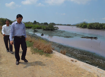 [-]Kiên[-]Giang:[-]Tăng[-]cường[-]kiểm[-]tra[-]xử[-]lý[-]các[-]"điểm[-]đen"[-]về[-]ô[-]nhiễm[-]môi[-]trường[-]