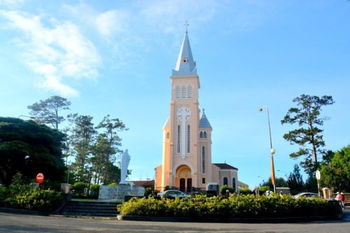 [-]Đà[-]Lạt:[-]3[-]nhà[-]thờ[-]tuyệt[-]đẹp[-]cho[-]đêm[-]Giáng[-]sinh[-]