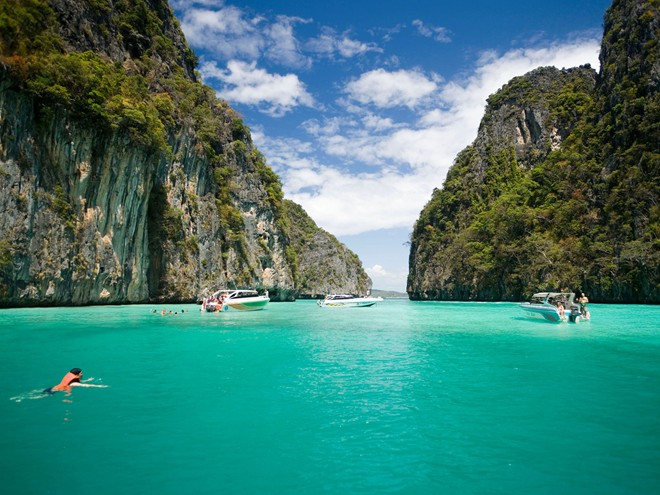 [-]Hạ[-]Long[-]lọt[-]top[-]những[-]di[-]sản[-]đẹp[-]nhất[-]thế[-]giới