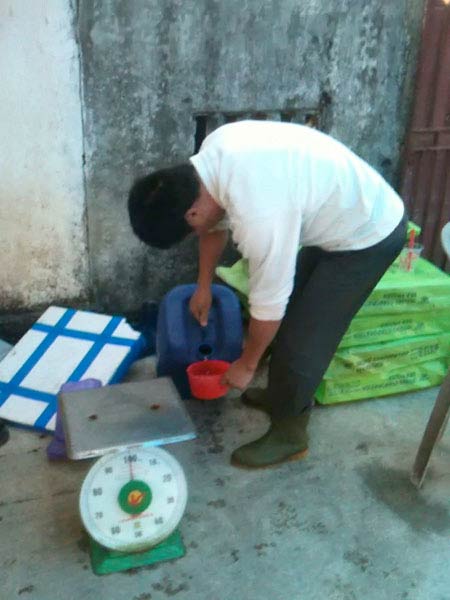 [-]Vạch[-]trần[-]đường[-]dây[-]tẩy[-]trắng,[-]tiêu[-]thụ[-]mực[-]bẩn