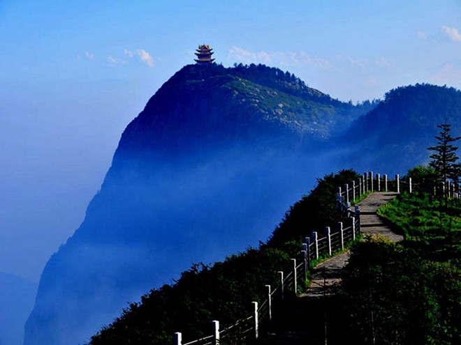 Vẻ[-]đẹp[-]như[-]tranh[-]ở[-]núi[-]Nga[-]Mi,[-]Võ[-]Đang