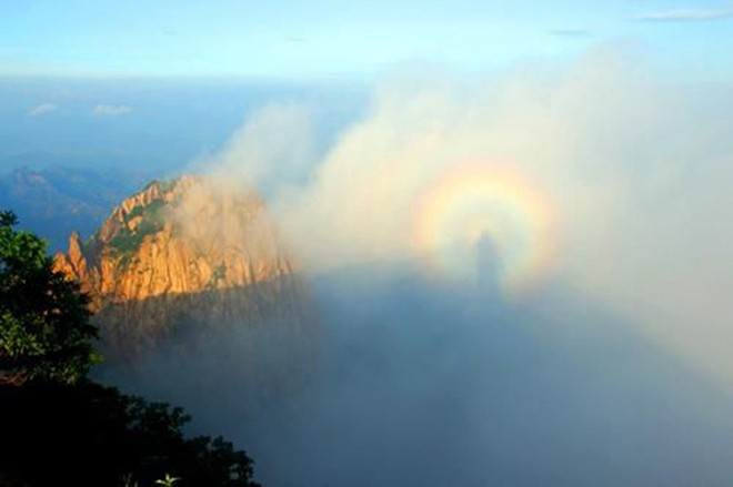 Vẻ[-]đẹp[-]như[-]tranh[-]ở[-]núi[-]Nga[-]Mi,[-]Võ[-]Đang