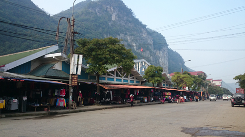 Cửa[-]khẩu[-]Tân[-]Thanh[-]một[-]thời[-][-]hoàng[-]kim