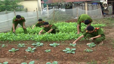  Công an Trà Vinh thiết thực làm theo gương Bác