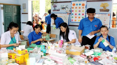   Bệnh nhân bức xúc vì thiếu thuốc bảo hiểm y tế
