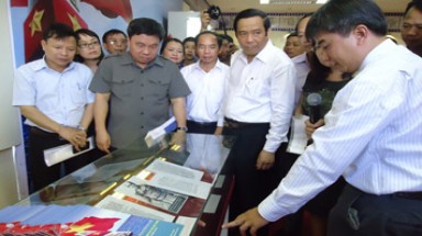  Triển lãm bản đồ trưng bày tư liệu "Hoàng Sa, Trường Sa là của Việt Nam"