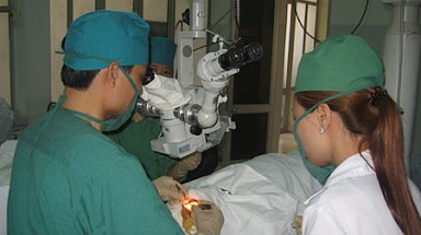  Gắn kiểm soát nhiễm khuẩn với quản lý chất lượng bệnh viện